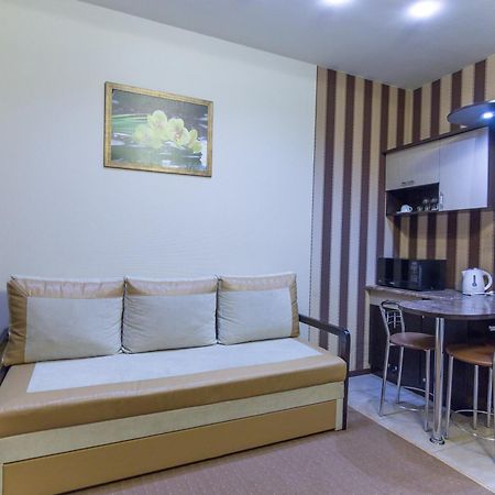 Siesta Hotel Харков Екстериор снимка