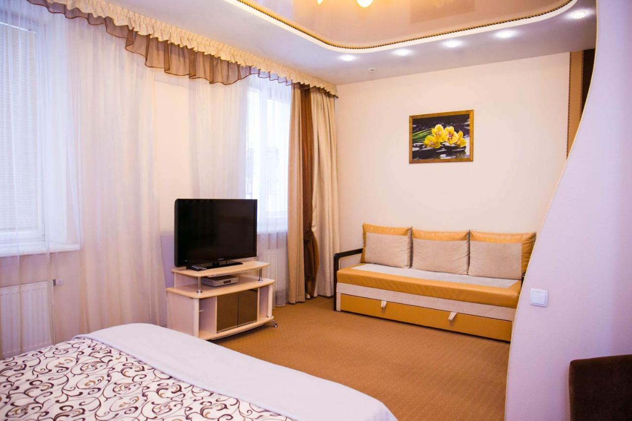 Siesta Hotel Харков Екстериор снимка