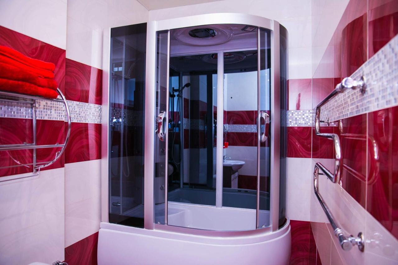Siesta Hotel Харков Екстериор снимка