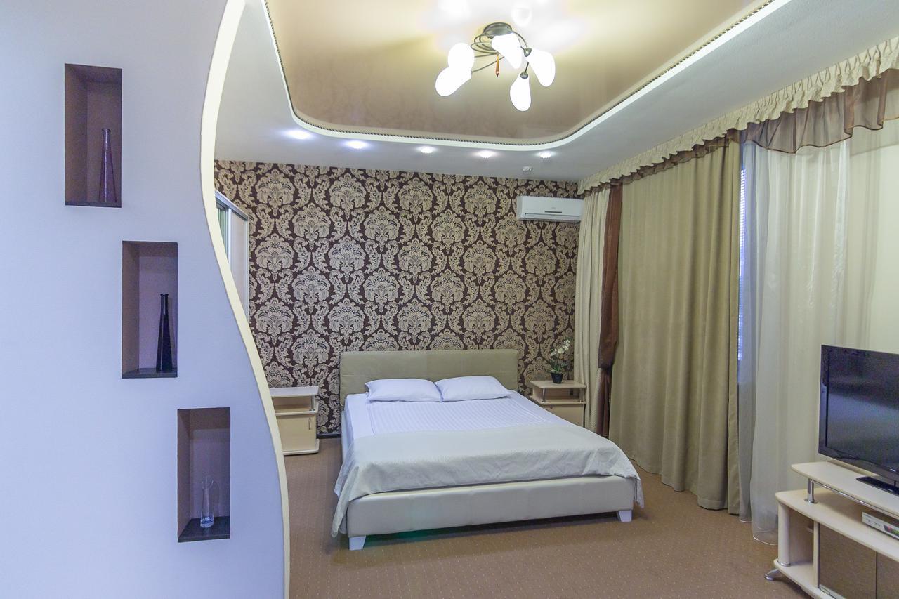 Siesta Hotel Харков Екстериор снимка