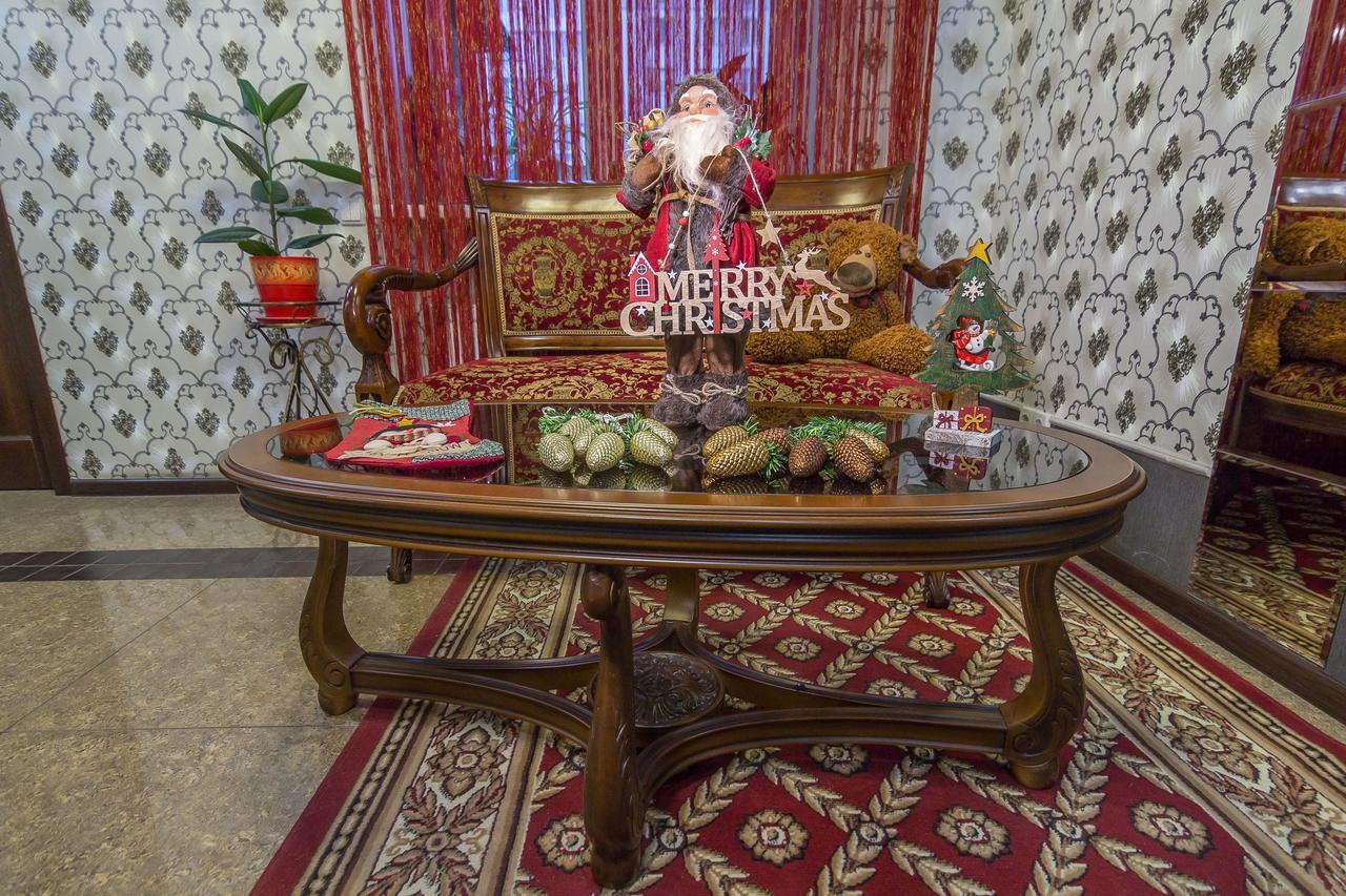 Siesta Hotel Харков Екстериор снимка