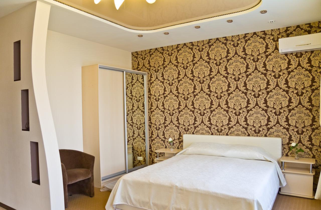 Siesta Hotel Харков Екстериор снимка
