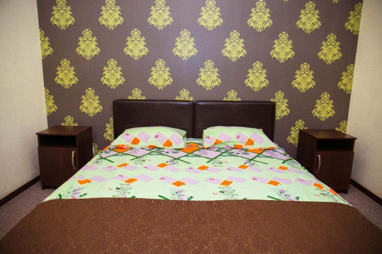 Siesta Hotel Харков Екстериор снимка